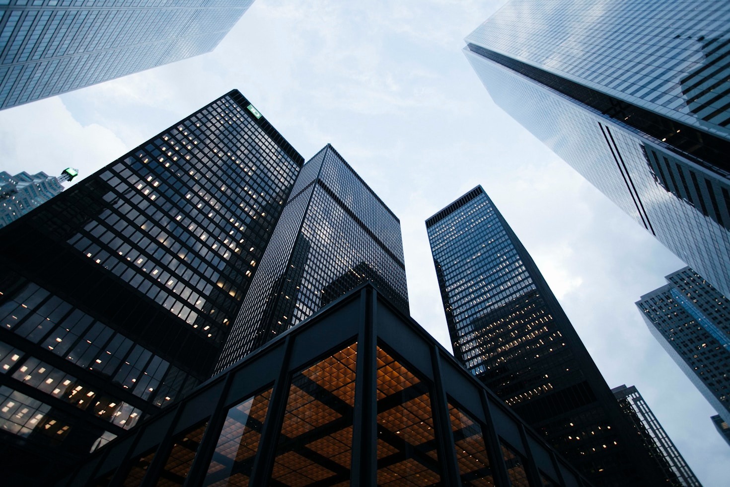 How to Choose the Right Consultancy Partner
